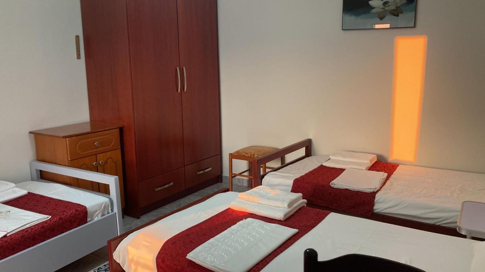 Akeron'S Rooms ซารานเดอ ภายนอก รูปภาพ